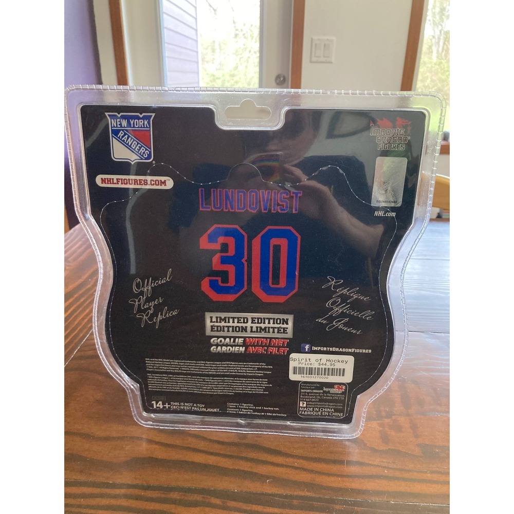 NHL Limited Edition Henrik Lundqvist 30 New York Rangers NIP 2017 Hockey Figure - Picture 8 of 12